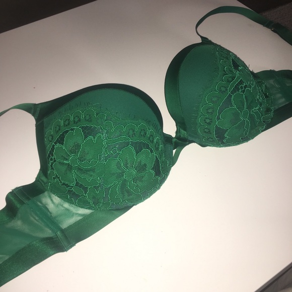 EMERALD GREEN VICTORIAS SECRET SEXY BRA GIGI HADAD - Picture 7 of 12